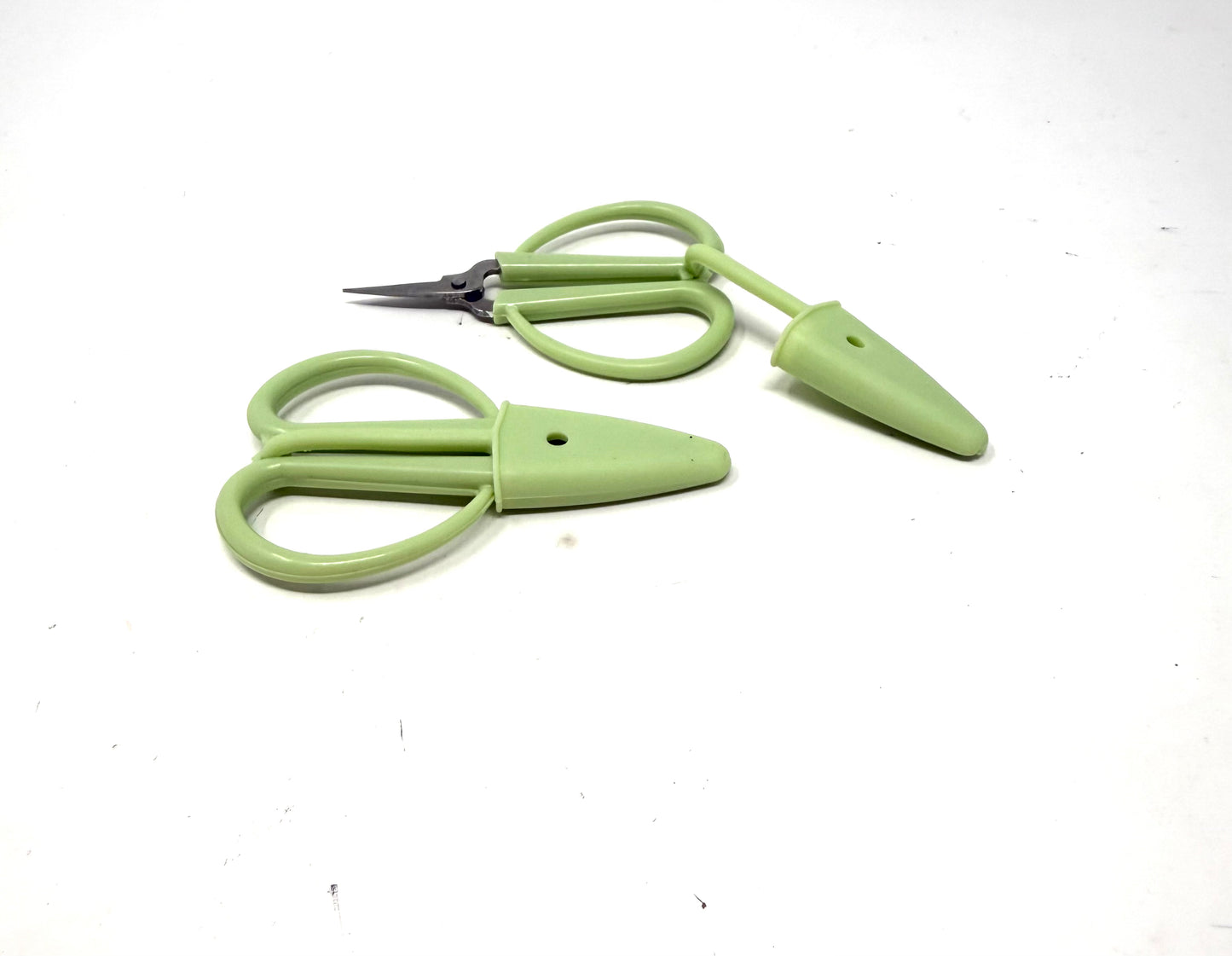 Blossom of Mini Scissors: Leafy Green-Blossom of 25 Pieces